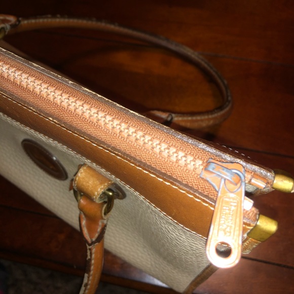Vintage Dooney and Bourke Cream Brown Purse - Picture 4 of 7